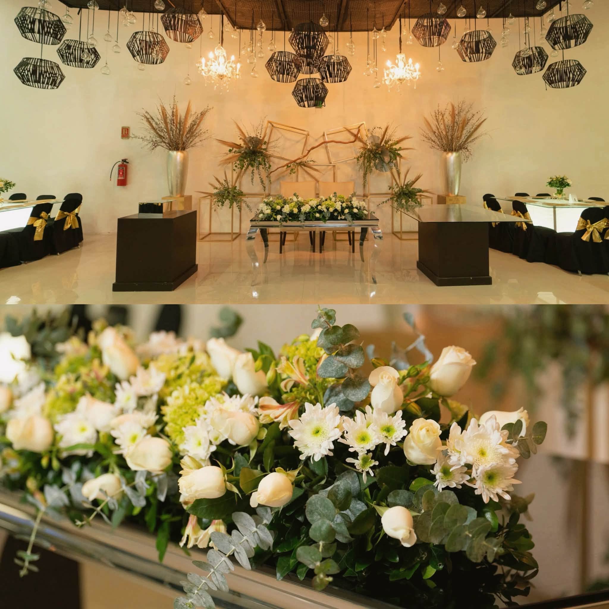 Vista Lateral del Salón con Iluminación LED y Árboles Florales de Cerezo
